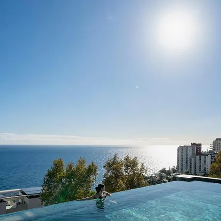 Savoy Monumentalis Viii By An Island Apartament Funchal (Madeira)