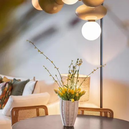 Savoy Monumentalis Viii By An Island Apartman