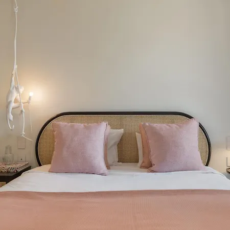 Apartman Savoy Monumentalis Viii By An Island *